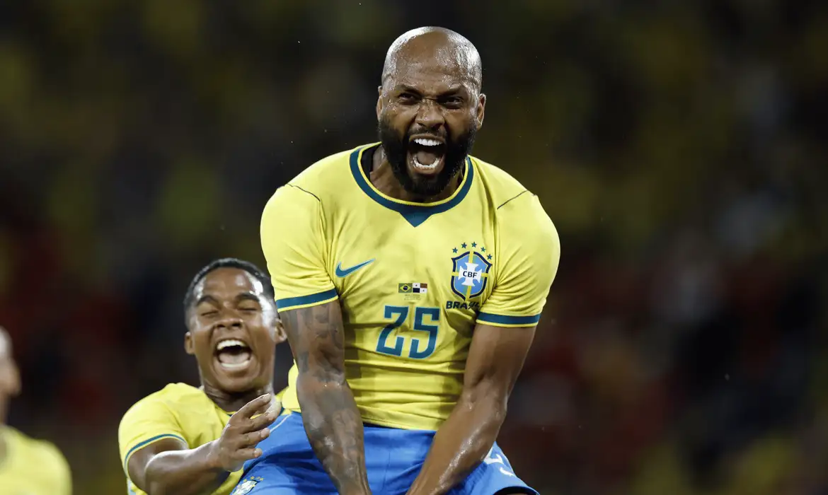 Brasil goleia Panamá por 6 a 2 no Maracanã em amistoso de despedida antes da Copa