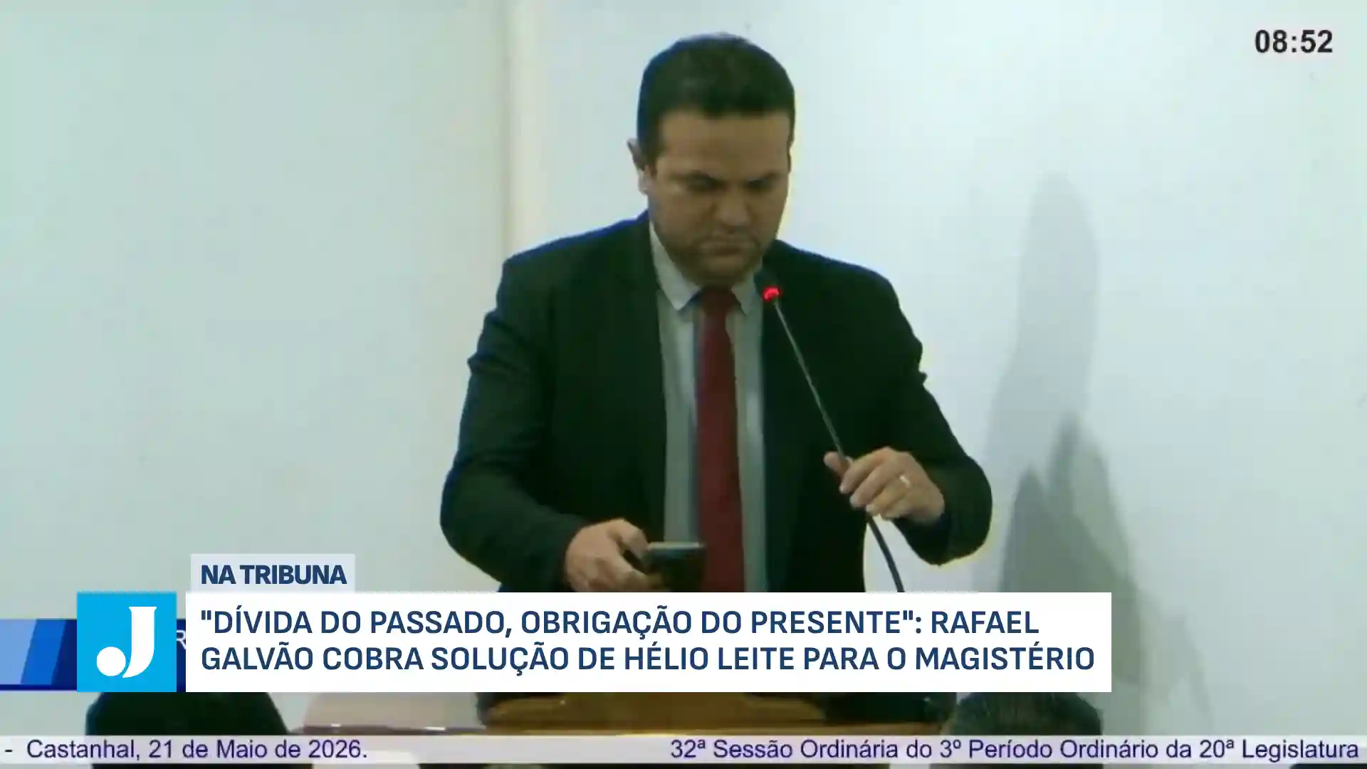 'Dívida do passado, obrigação do presente': Rafael Galvão cobra solução para o magistério